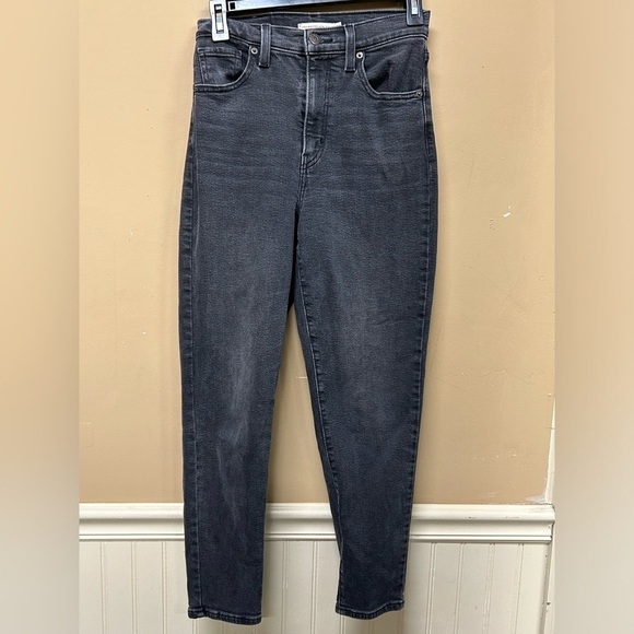 Levis High Waisted Mom Jeans Black Washed Distressed Women's Size 25 - Picture 1 of 6